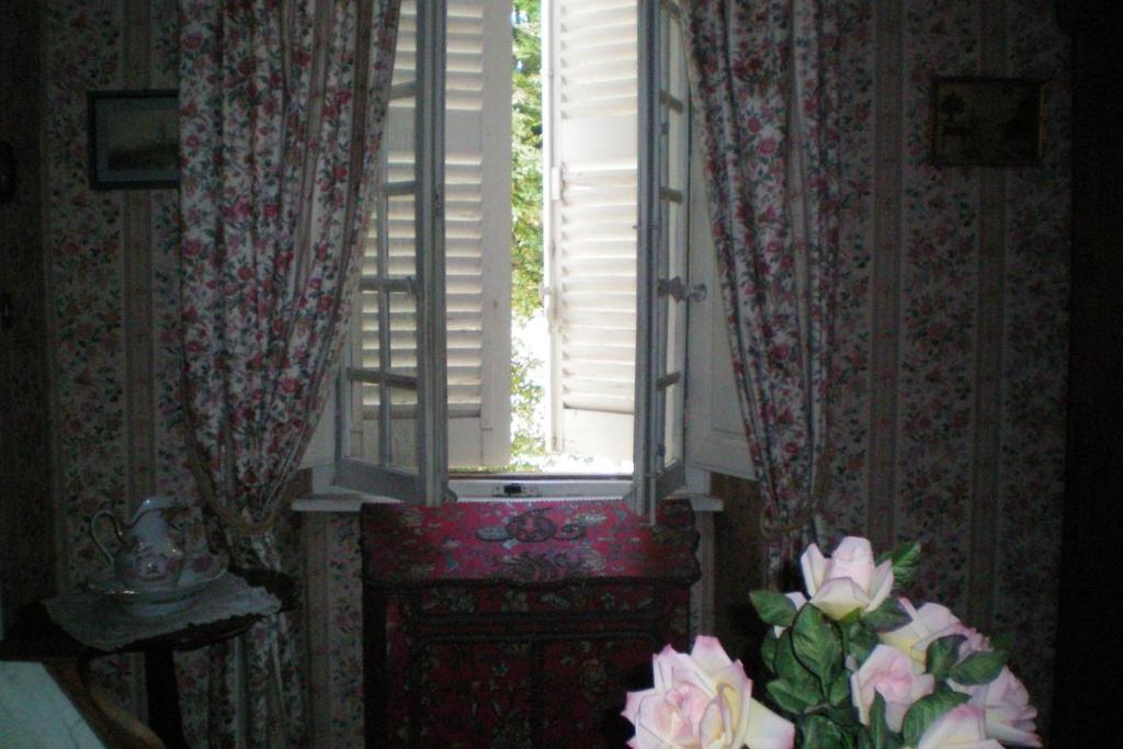 B&B Domaine Le Clos Du Pavillon Brignoles Ruang foto