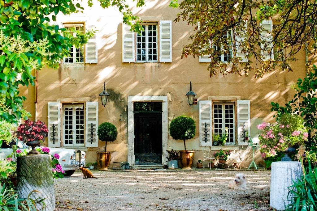 B&B Domaine Le Clos Du Pavillon Brignoles Bagian luar foto
